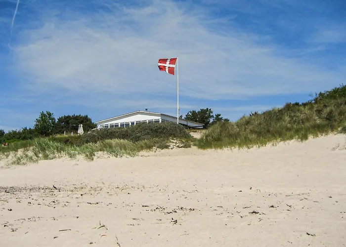 Stunning In Aakirkeby With Wifi Vester Somarken