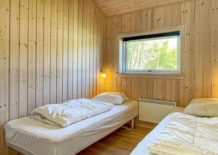 Stunning In Aakirkeby With Wifi